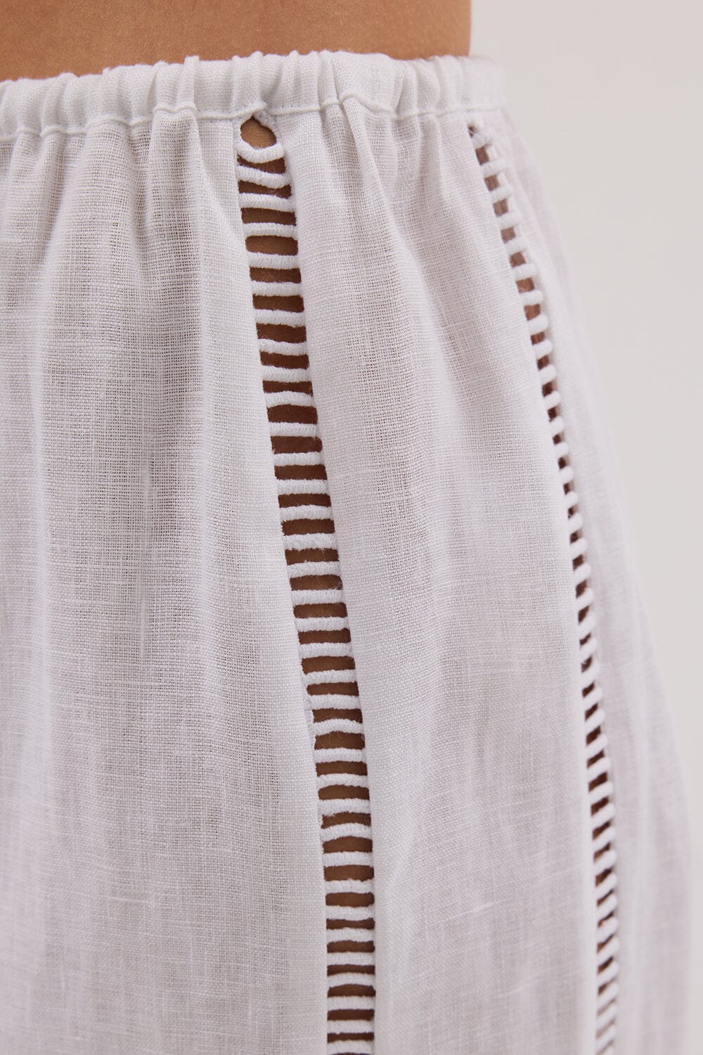 LINDSAY WHITE LINEN PANT - Image 5