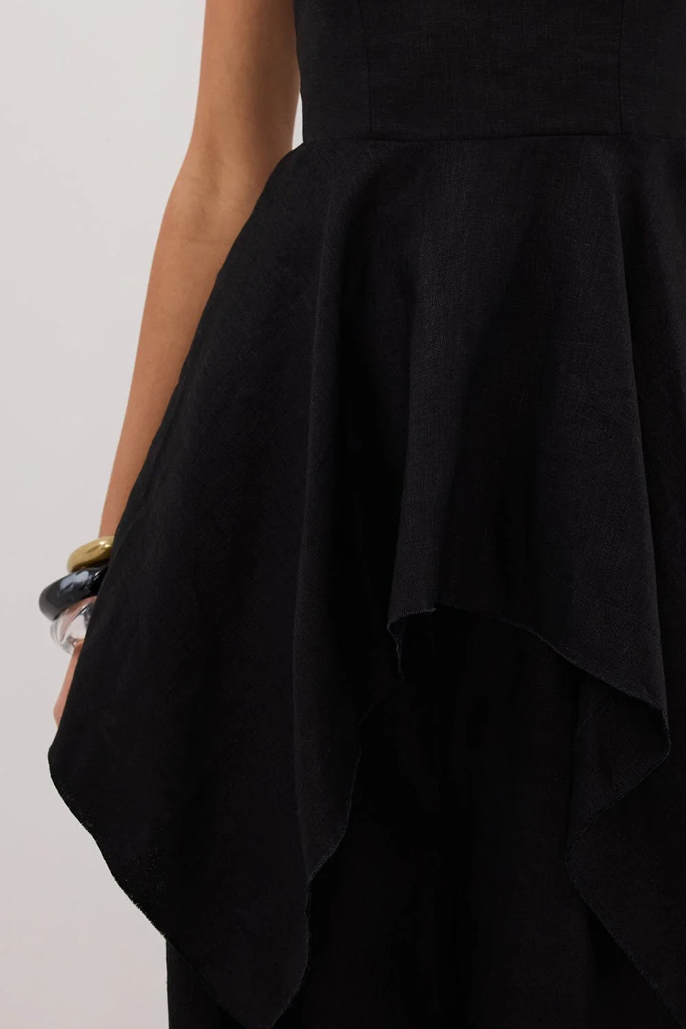 LUNA BLACK LINEN HANDKERCHIEF TOP - Image 12