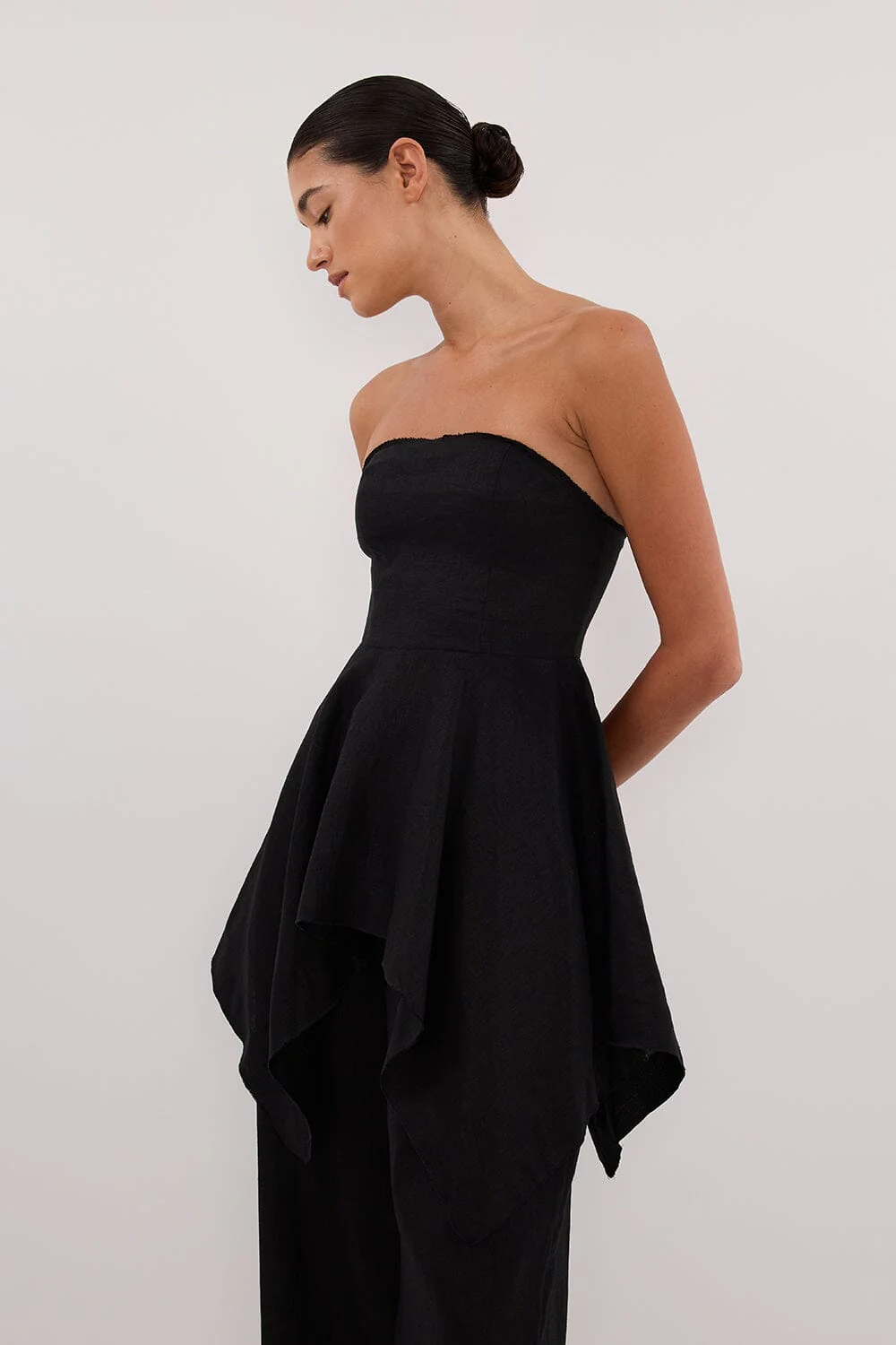 LUNA BLACK LINEN HANDKERCHIEF TOP - Image 5