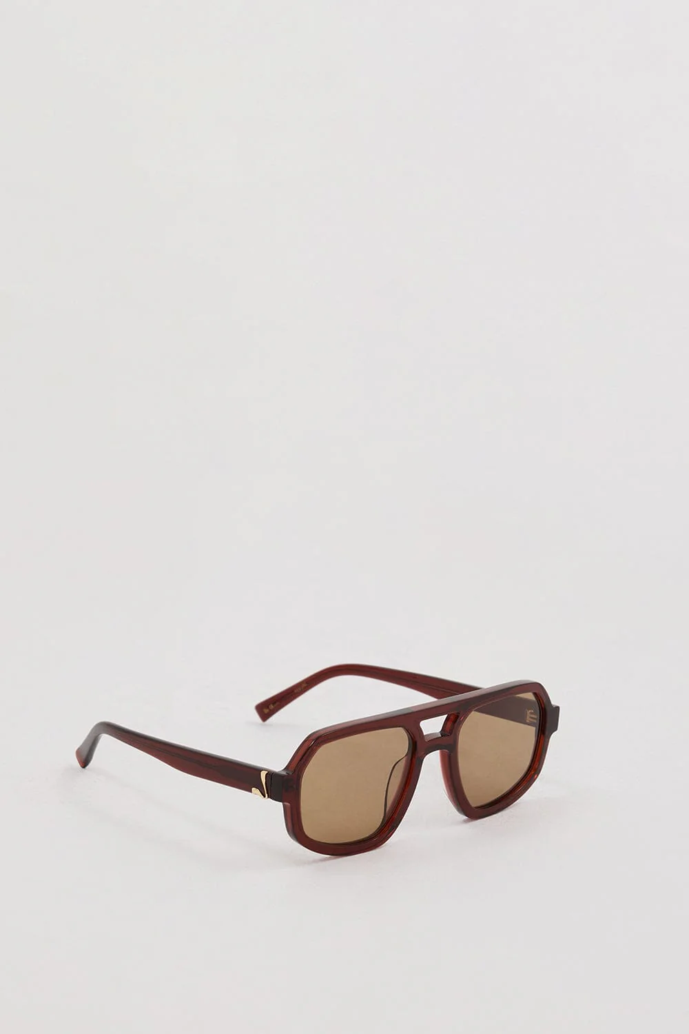 LUV LOU THE BANKS CHERRY SUNGLASSES - Image 3