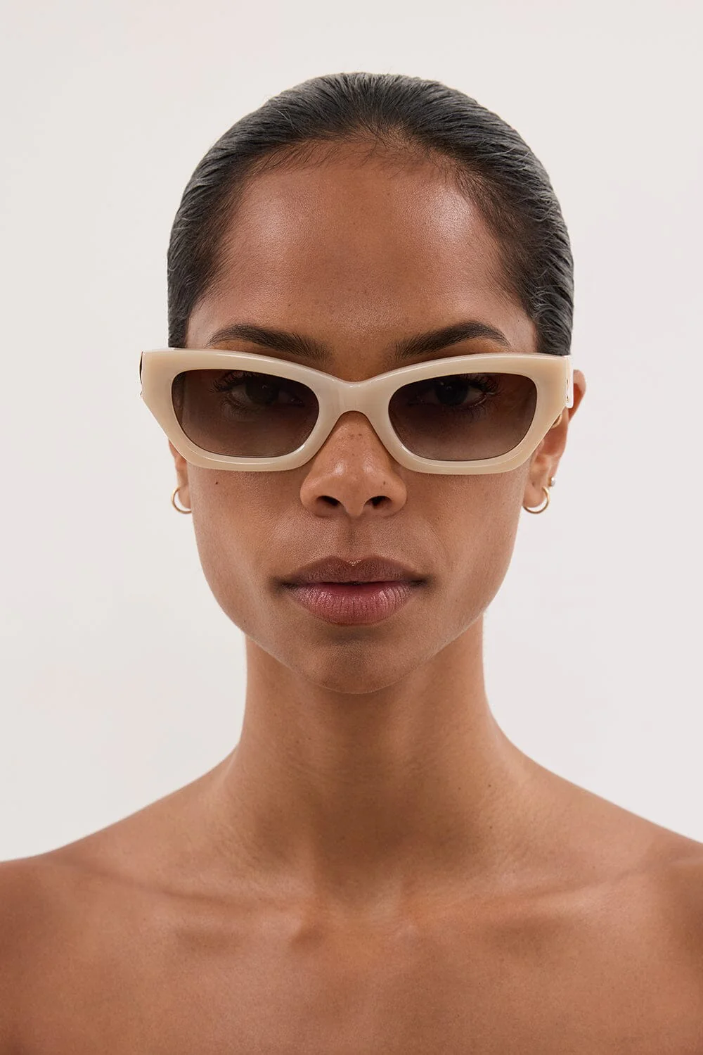 LUV LOU THE SUTTON NUDE HAZE SUNGLASSES - Image 4