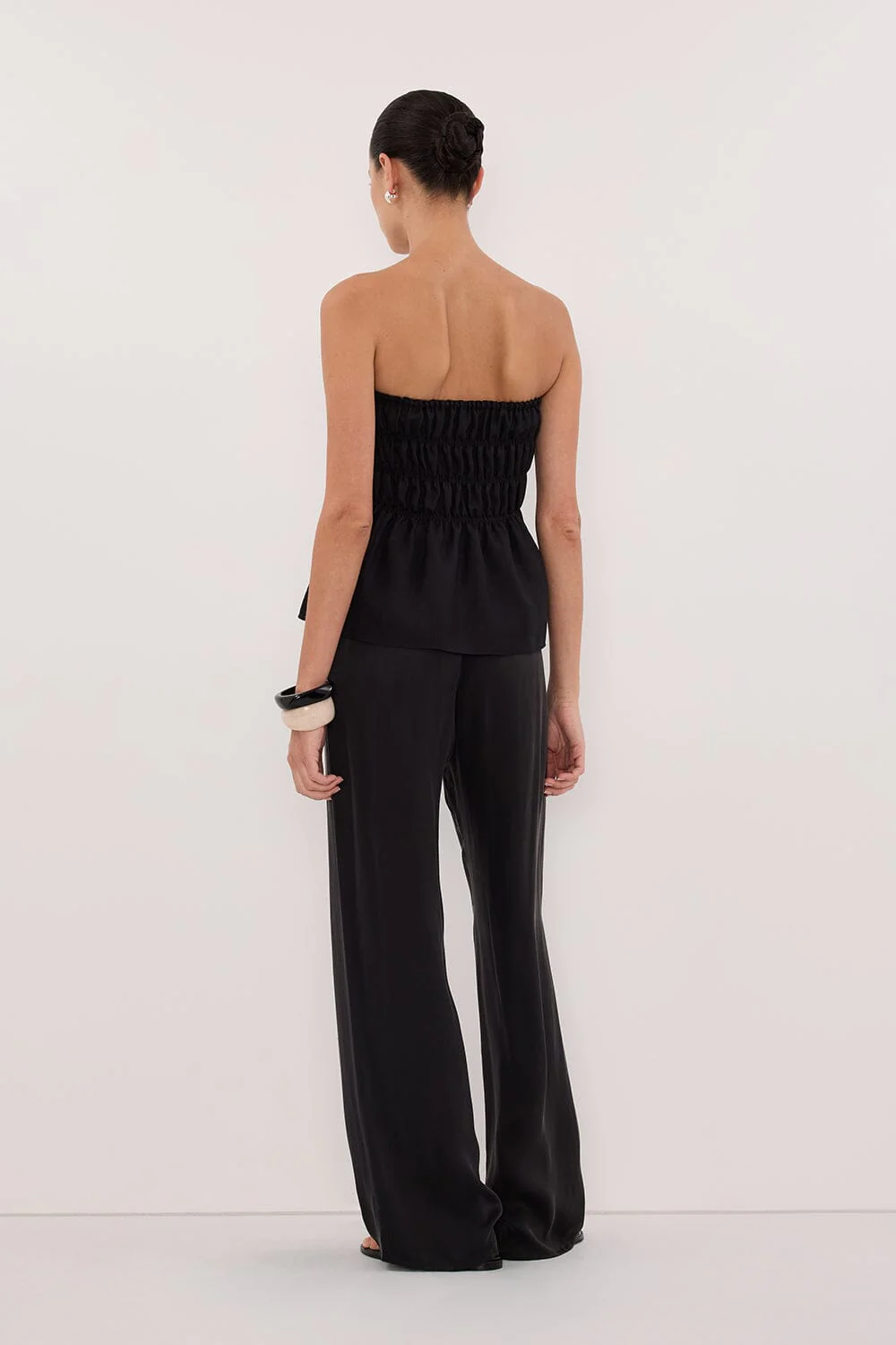 MAIA BLACK LINEN MINI SKIRT - Image 7