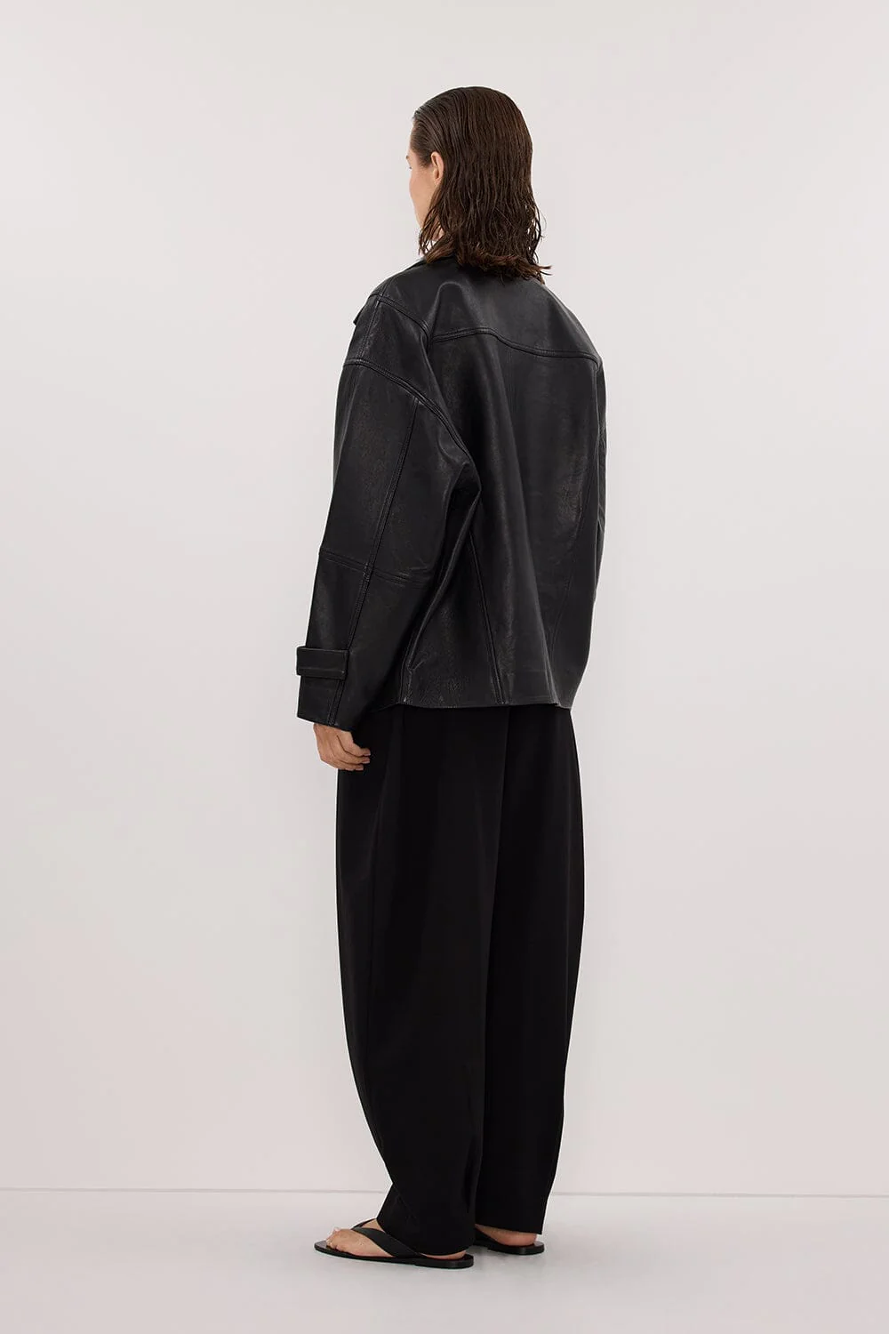 MARGOT BLACK OVERSIZED LEATHER JACKET - Image 5