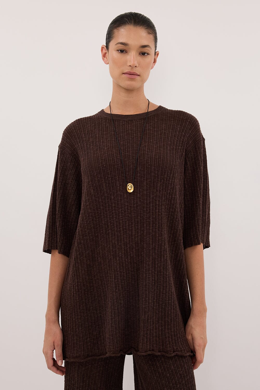 MAX CHOC LONGLINE KNIT TEE - Image 2