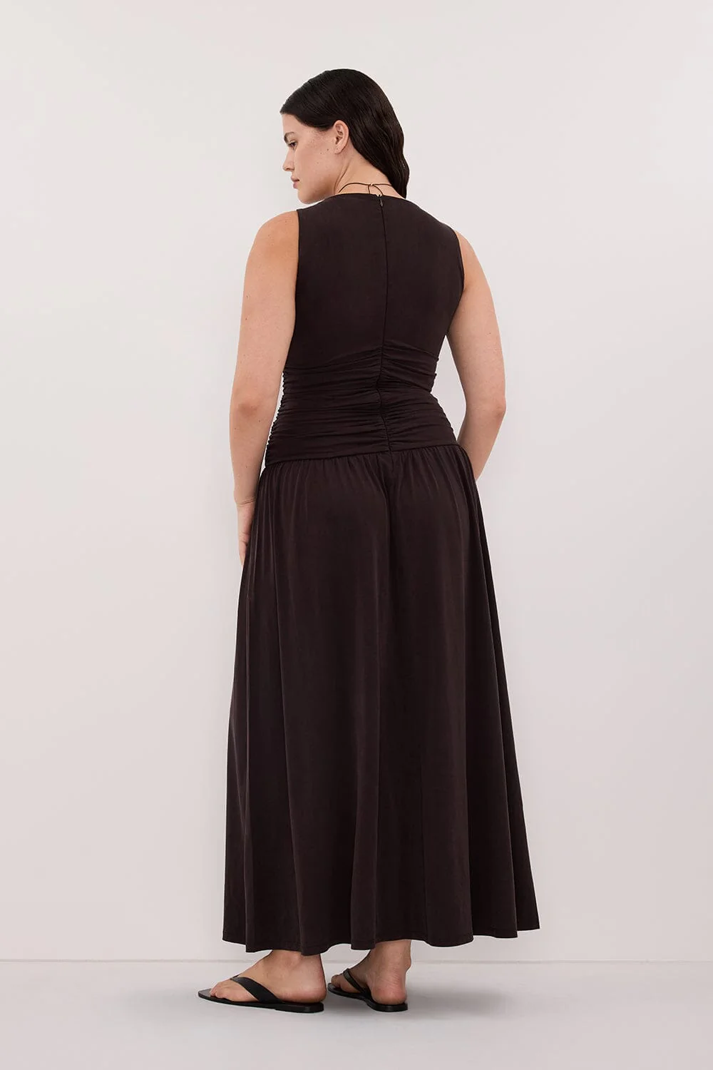 MEG BURNT CHOC SLEEVELESS KNIT MIDI DRESS - Image 7