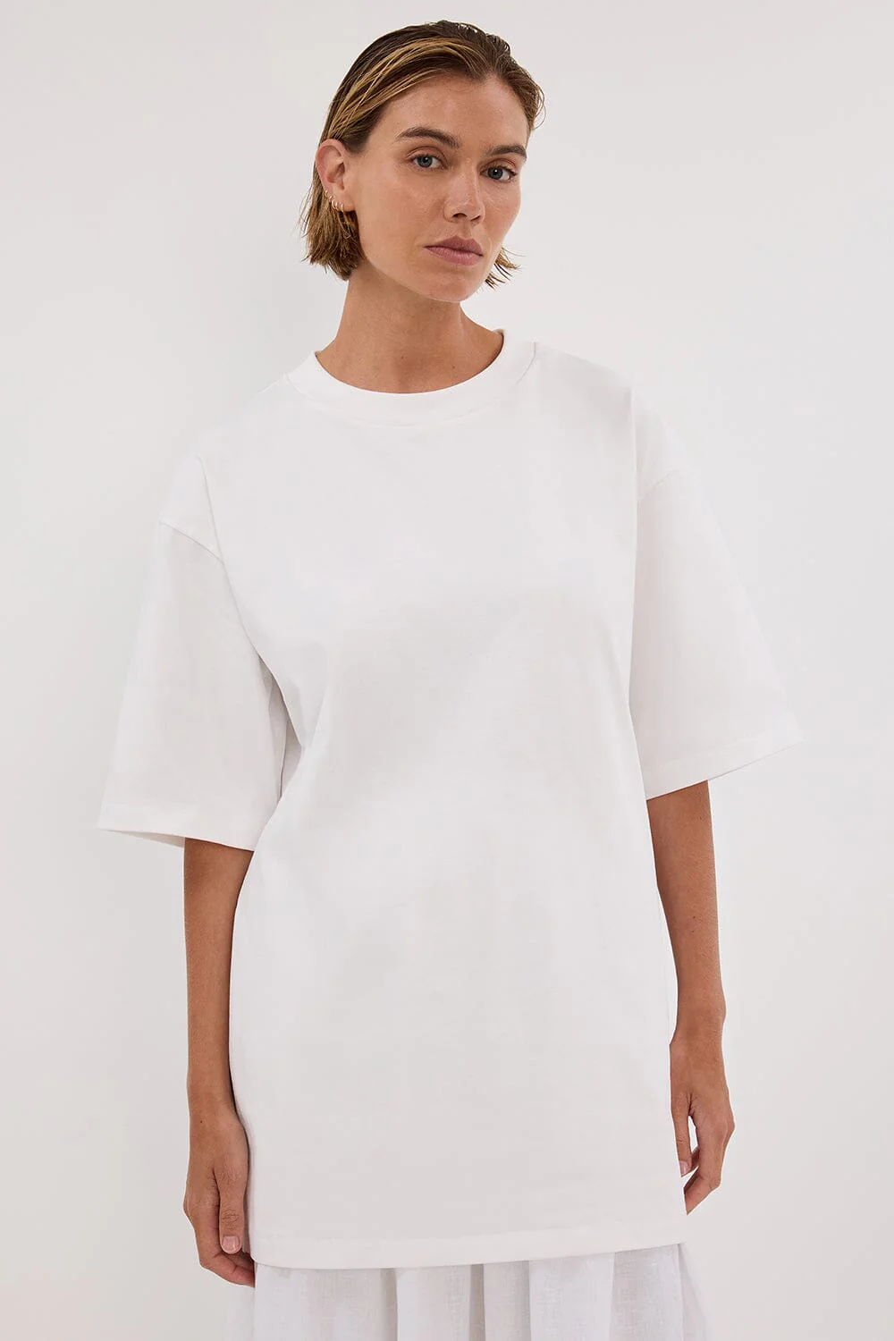NOAH WHITE LONGLINE TEE - Image 2