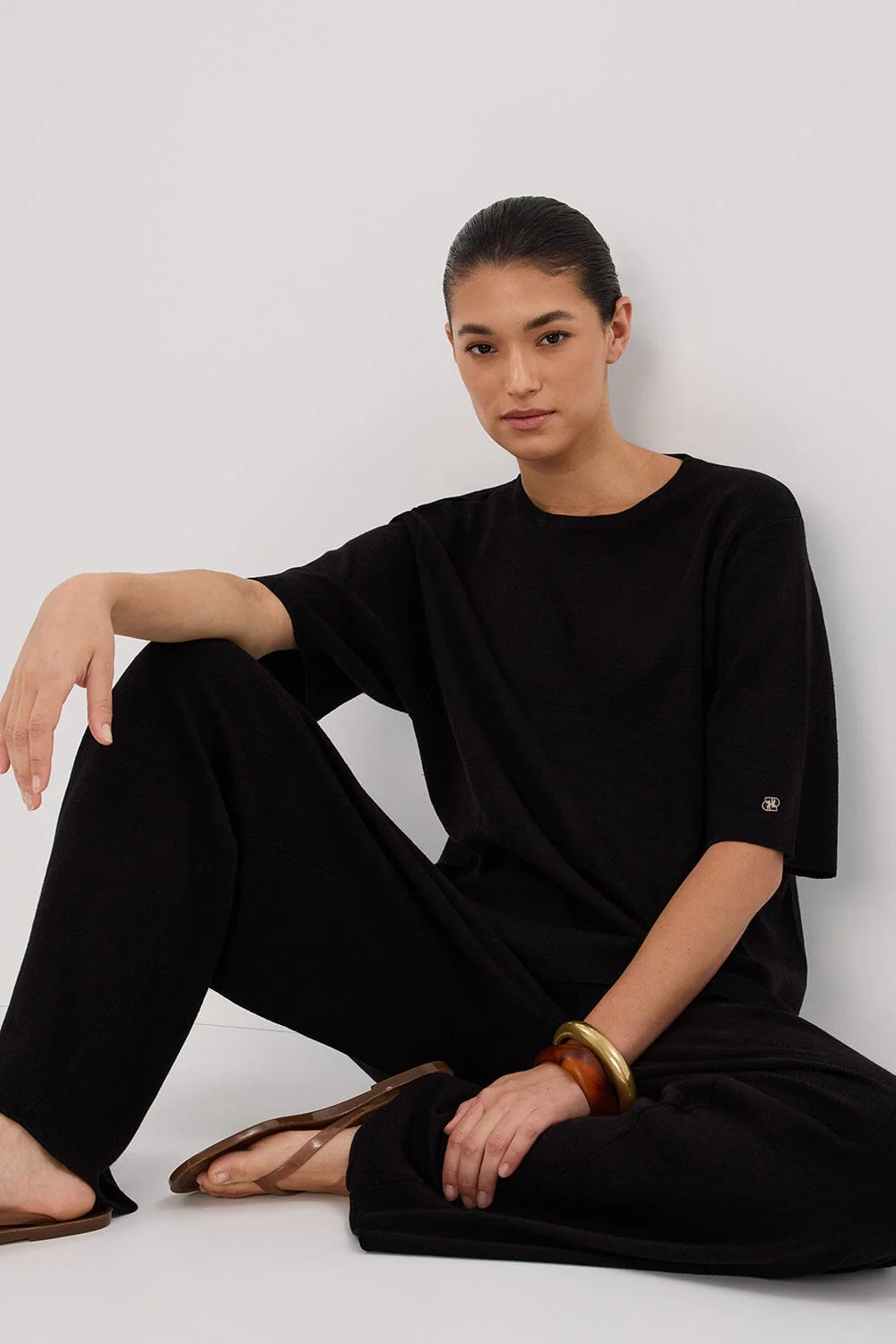 OLIVIA BLACK OVERSIZED KNIT TEE - Image 2