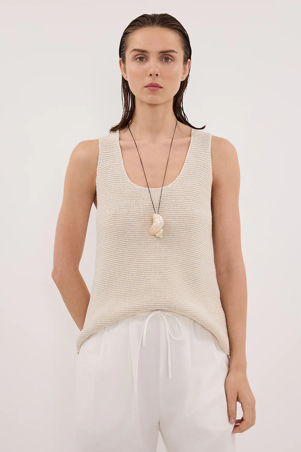 PEARL NATURAL SLEEVELESS SCOOP KNIT TOP - Image 2