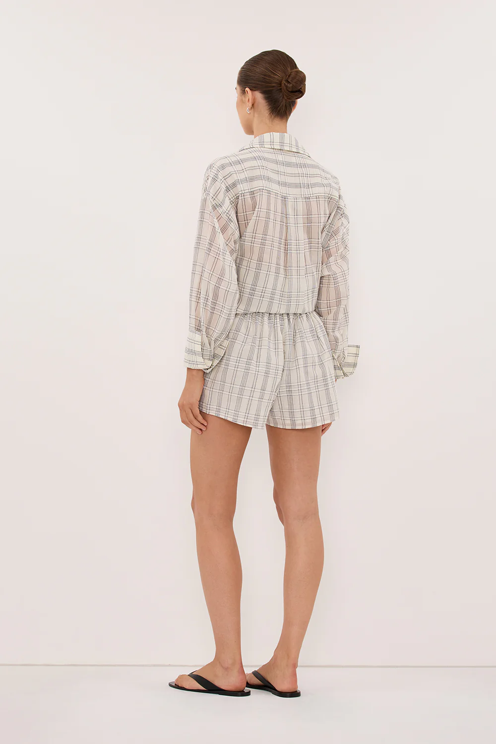 PETRA OFF WHITE CHECK SHORT - Image 4