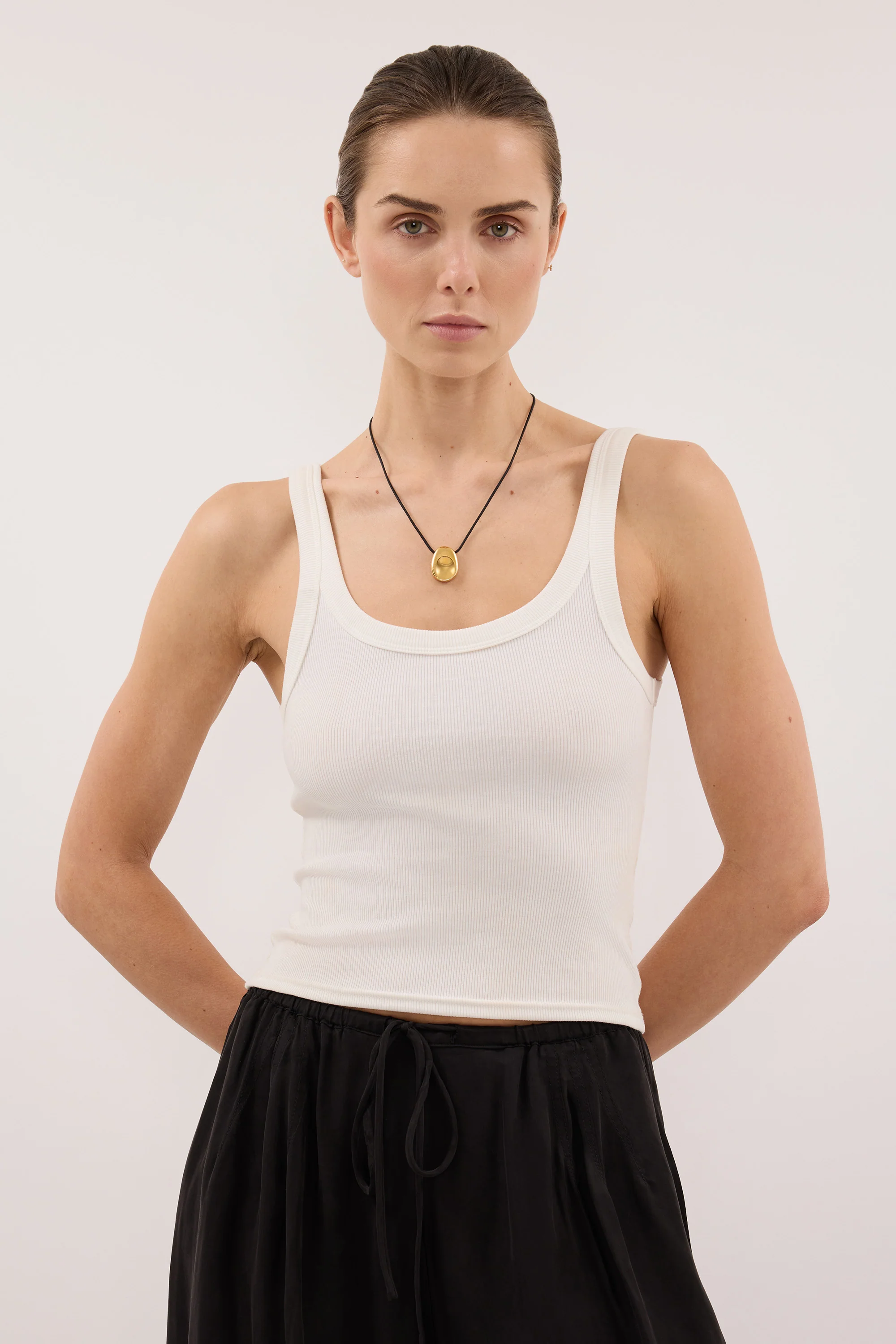PHOEBE OFF WHITE SCOOP NECK TANK TOP - Image 3