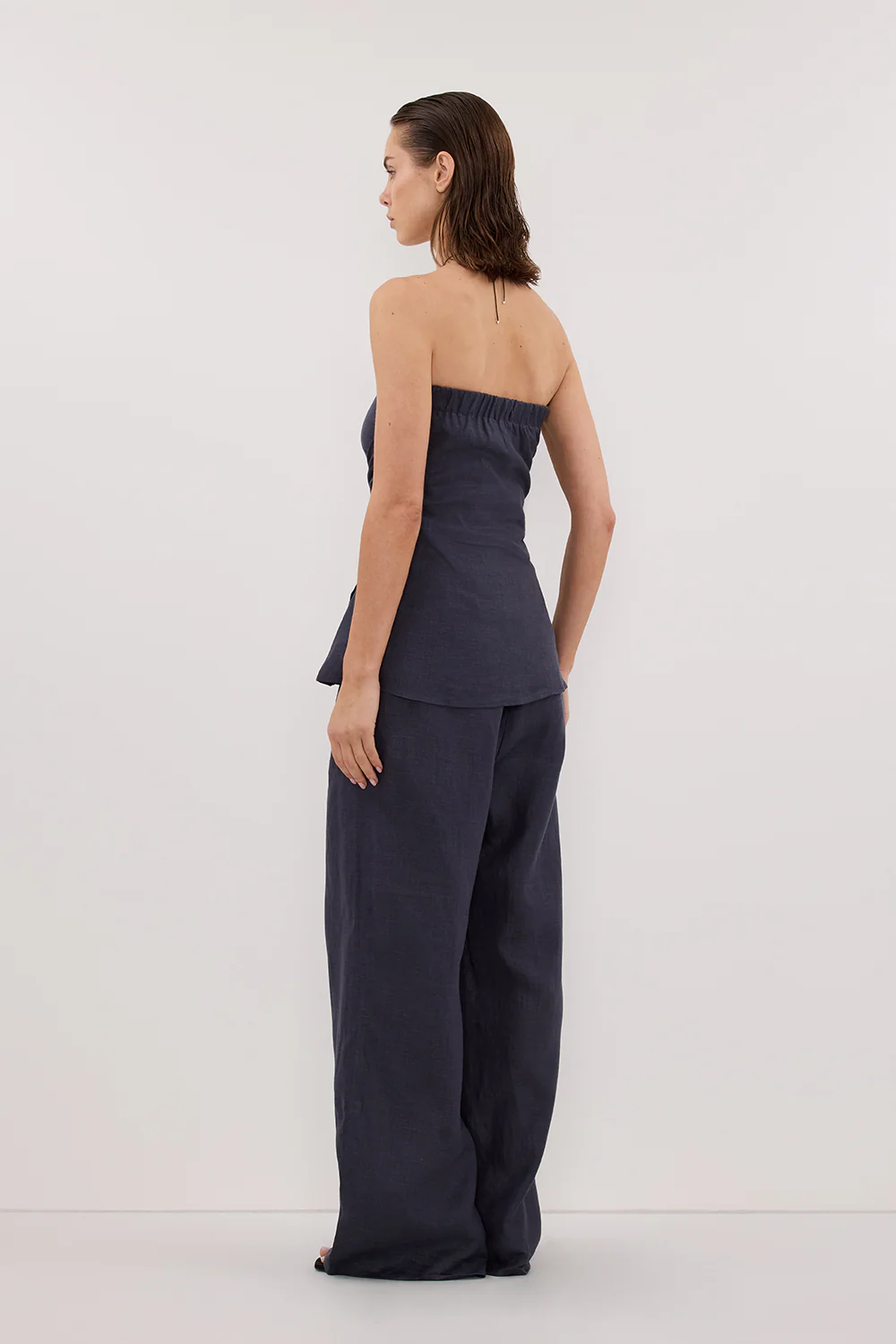PIPPY INDIGO LINEN STRAPLESS TOP - Image 4