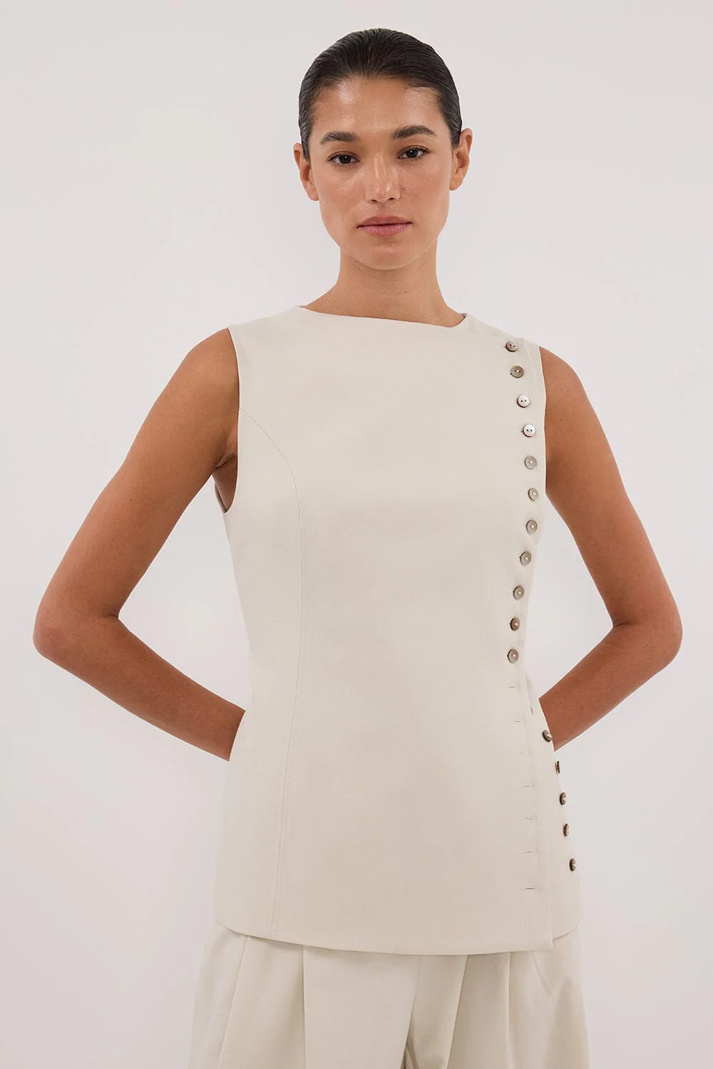 REN PLASTER SIDE BUTTON VEST - Image 2