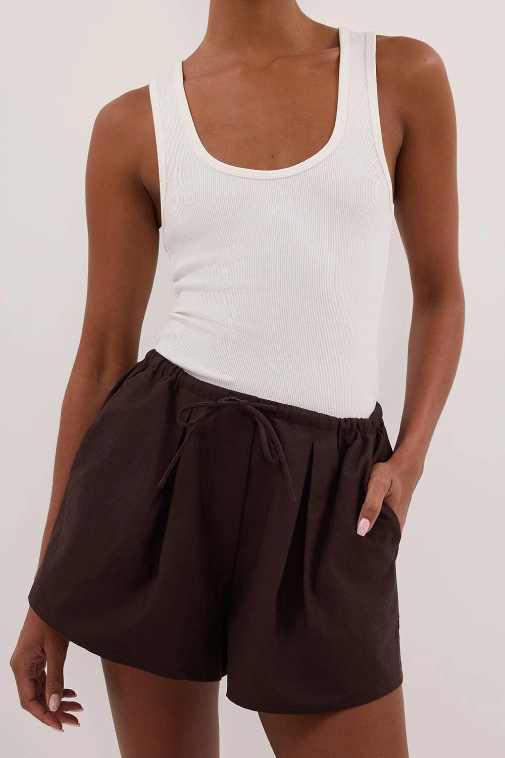 RHEA BURNT CHOC COTTON DRAWSTRING SHORT - Image 7