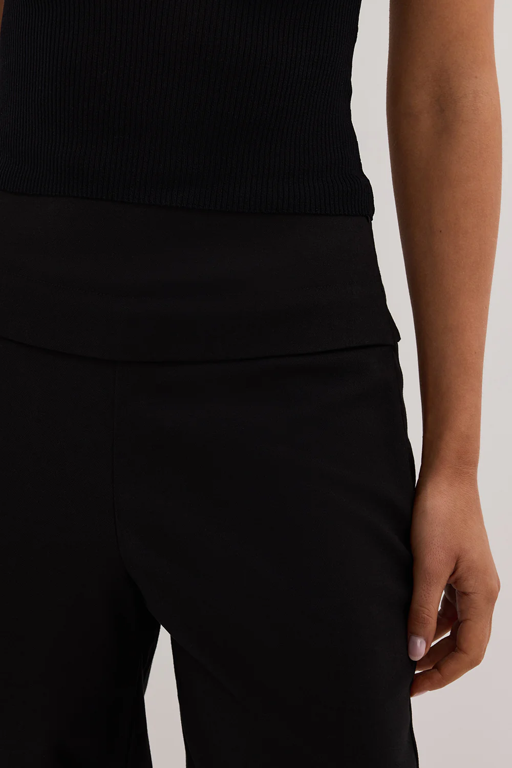 RITA BLACK TAILORED PANT - Image 5