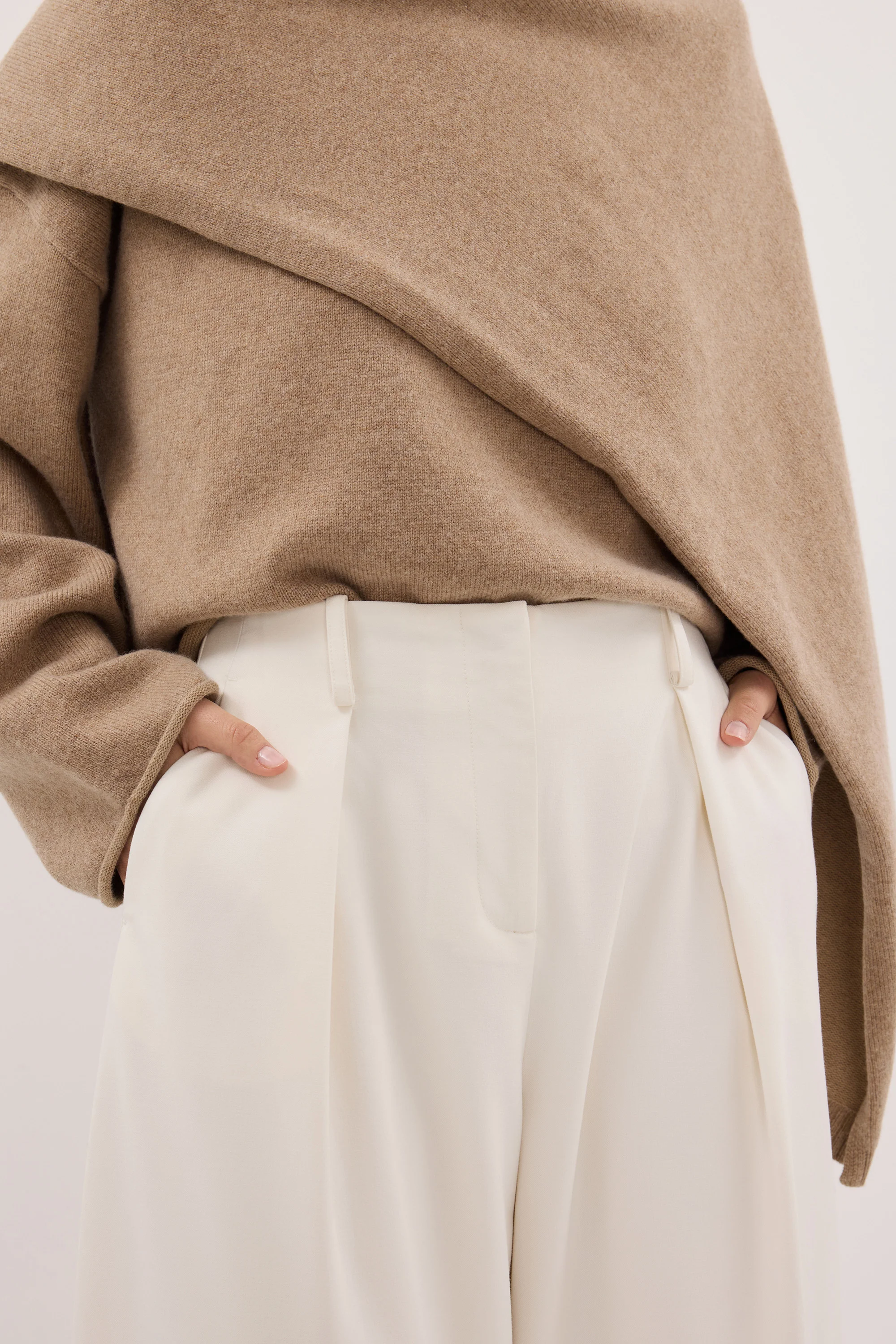 ROMY CREAM BARREL LEG TAILORED PANT - Image 4
