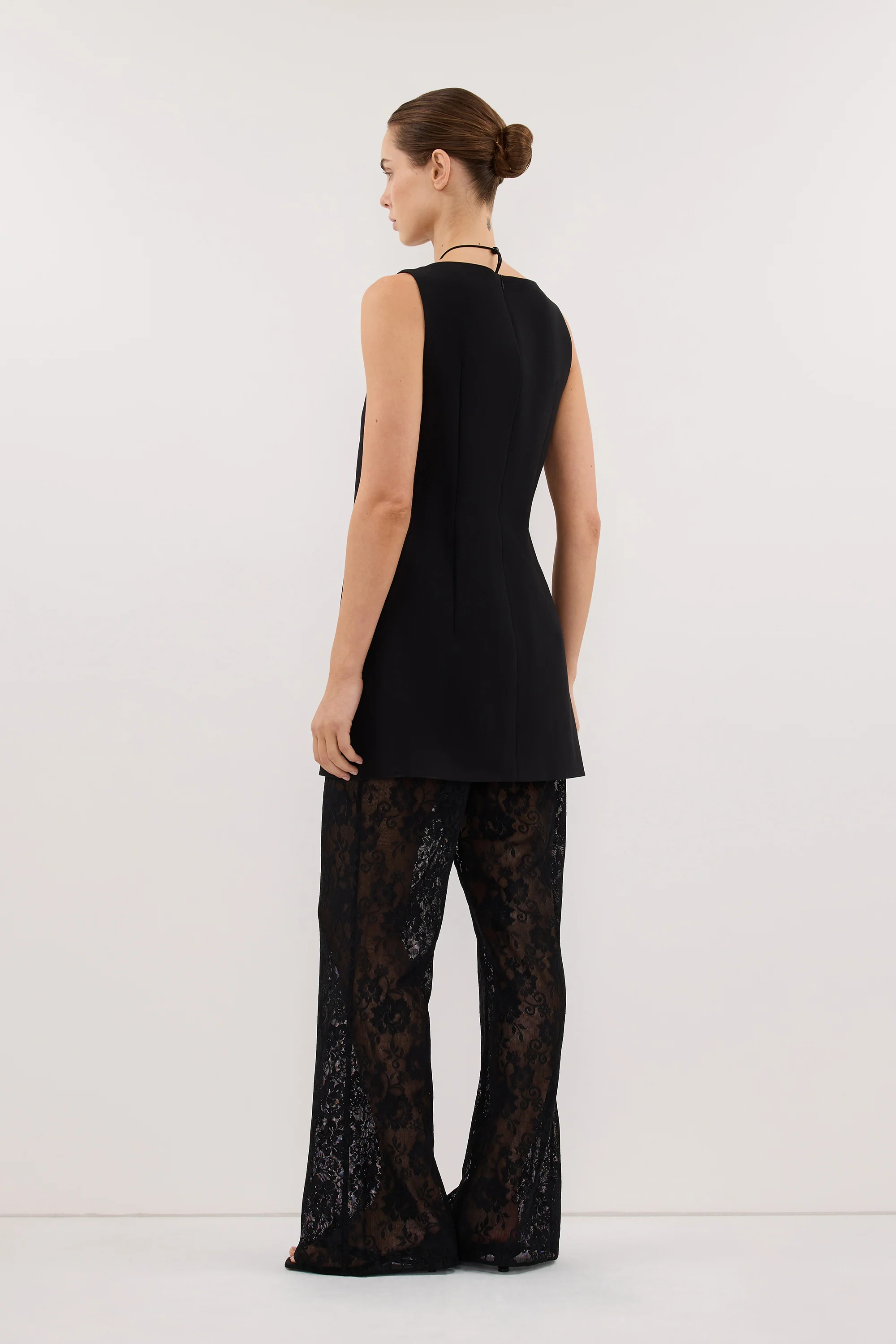 ROWIE BLACK SLEEVELESS BOAT NECK TUNIC TOP - Image 4