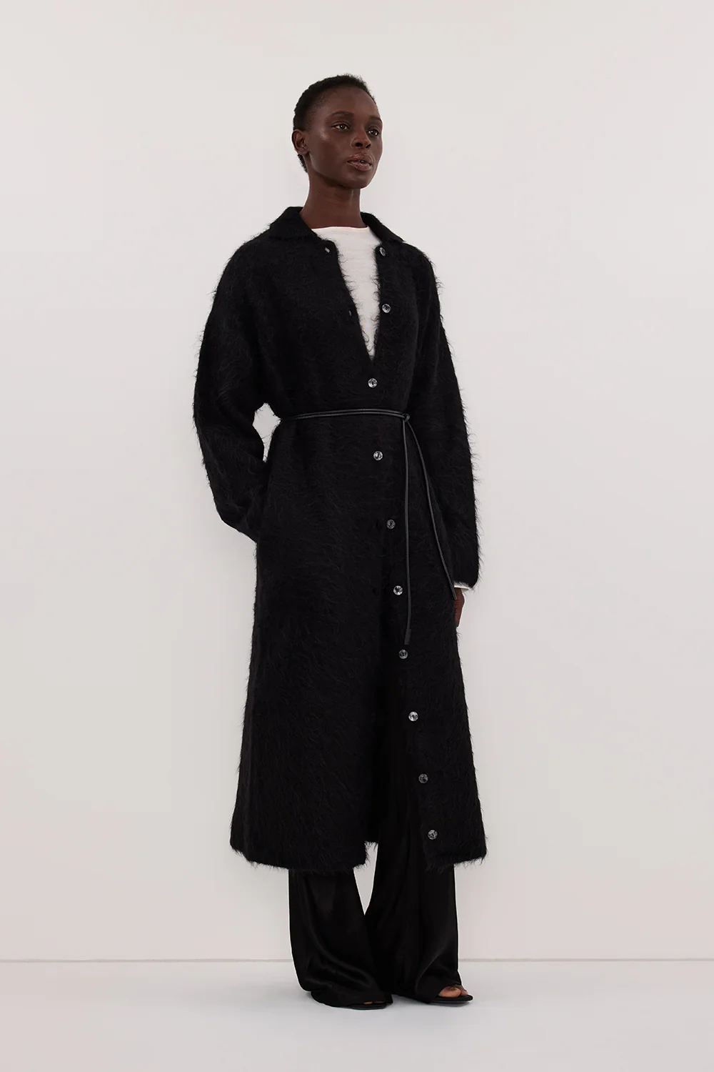 SALMA BLACK CARDIGAN COAT - Image 3