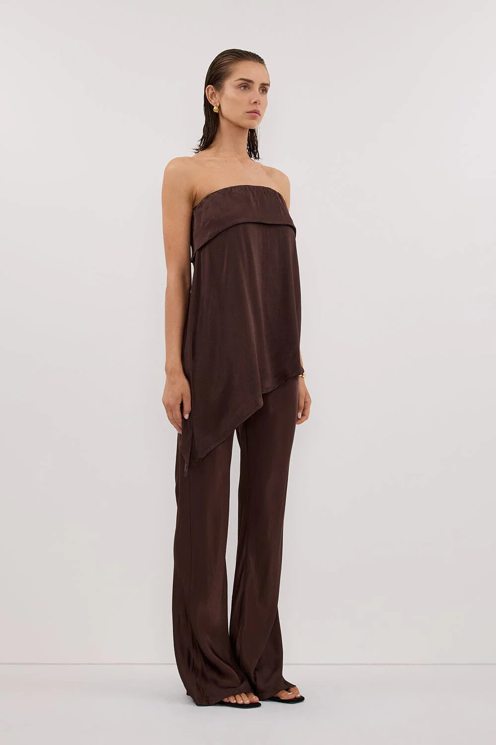 SANDER BITTER CHOC STRAPLESS SATIN TOP - Image 3