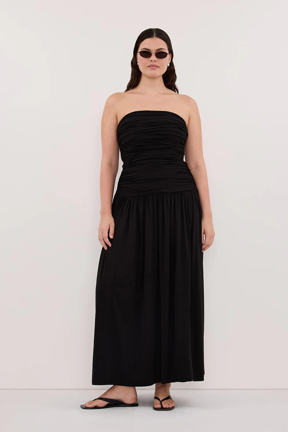 SHARI BLACK STRAPLESS BANDEAU MIDI DRESS - Image 6