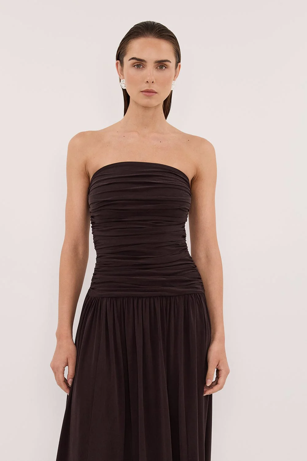 SHARI BURNT CHOC STRAPLESS BANDEAU MIDI DRESS - Image 3