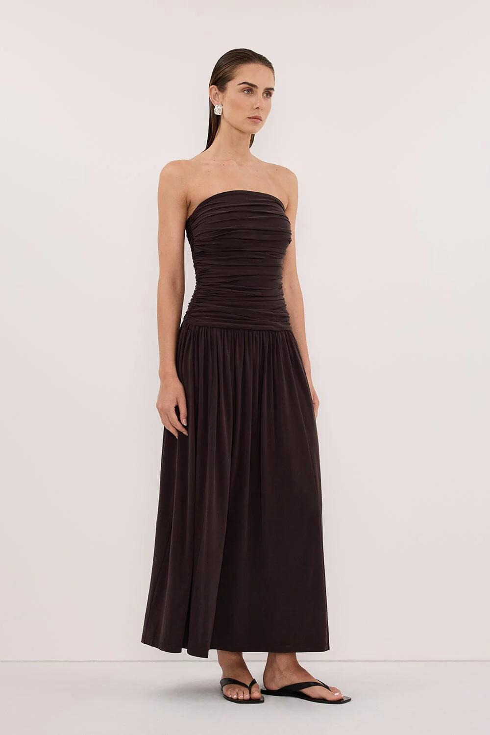 SHARI BURNT CHOC STRAPLESS BANDEAU MIDI DRESS - Image 4