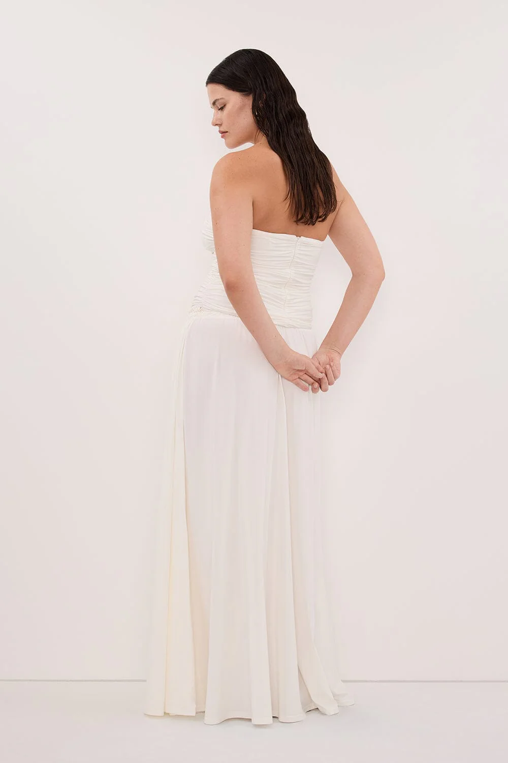 SHARI OFF WHITE STRAPLESS BANDEAU TOP - Image 8