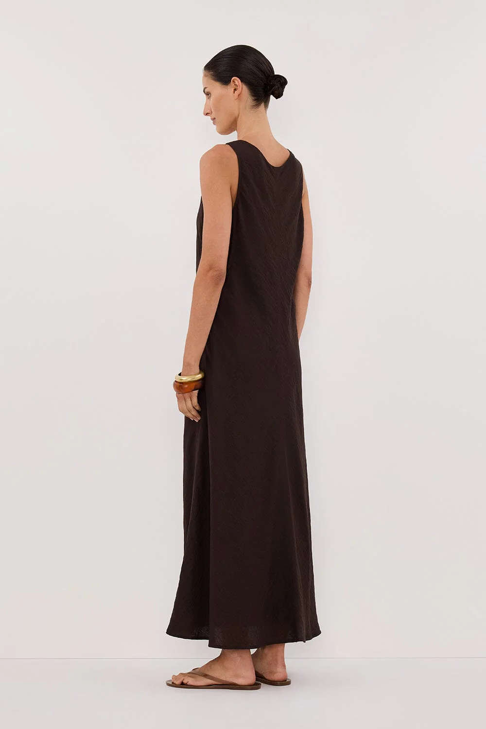 SHILOH BITTER CHOC SCOOP NECK MIDI DRESS - Image 4