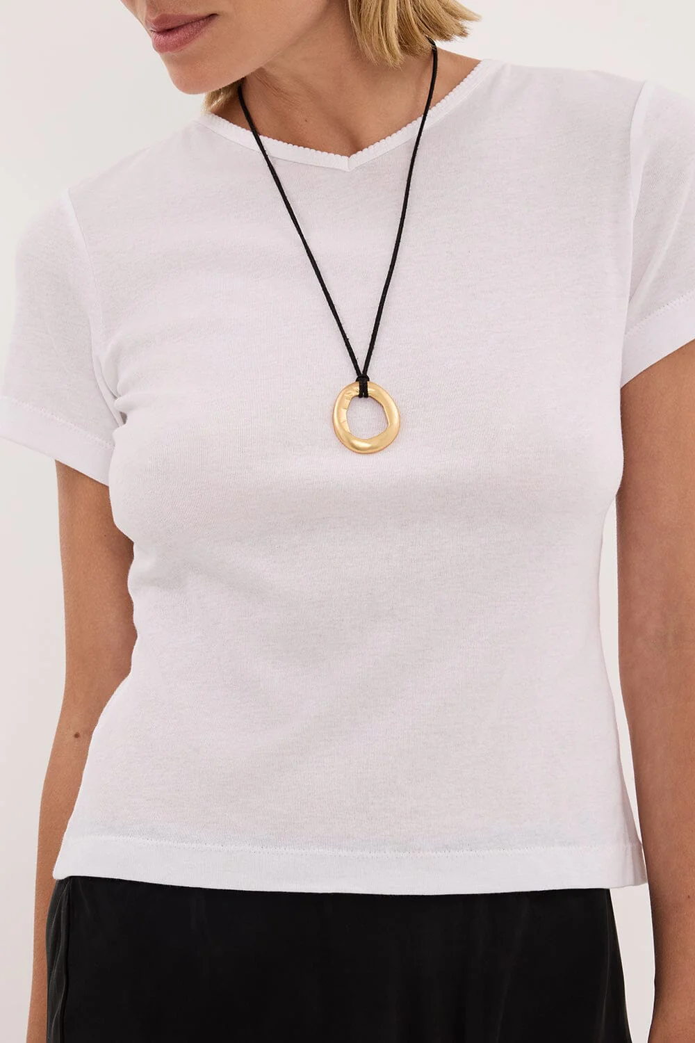 SLOANE WHITE KNIT BABY TEE - Image 5