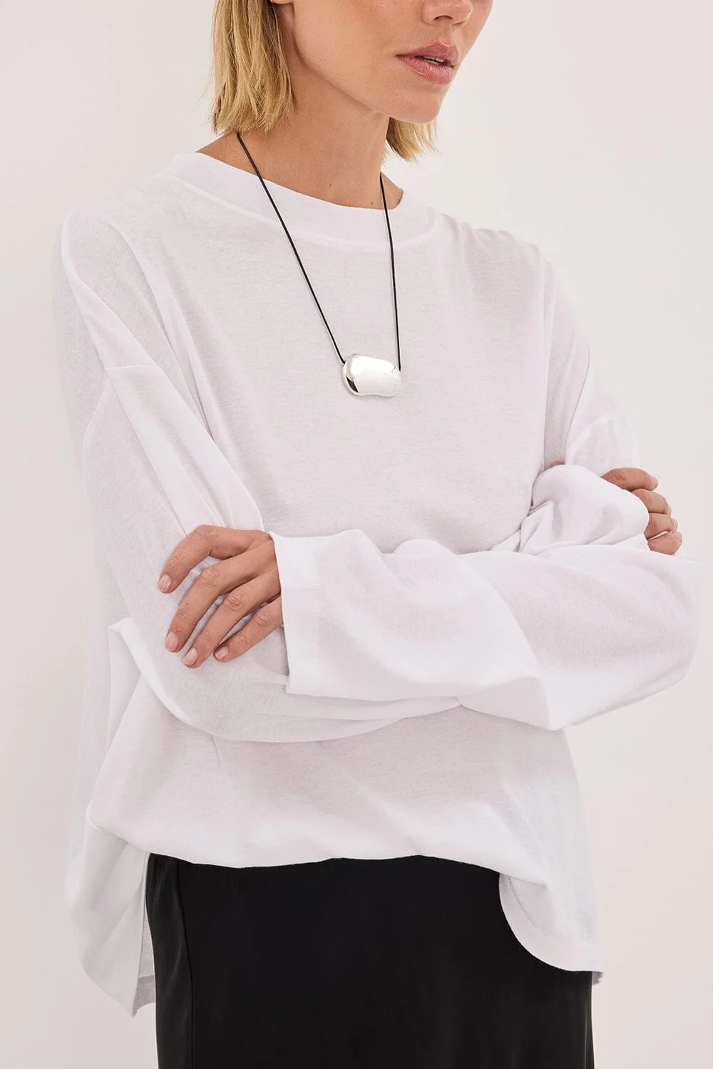 SLOANE WHITE LONG SLEEVE CREW KNIT TOP - Image 6