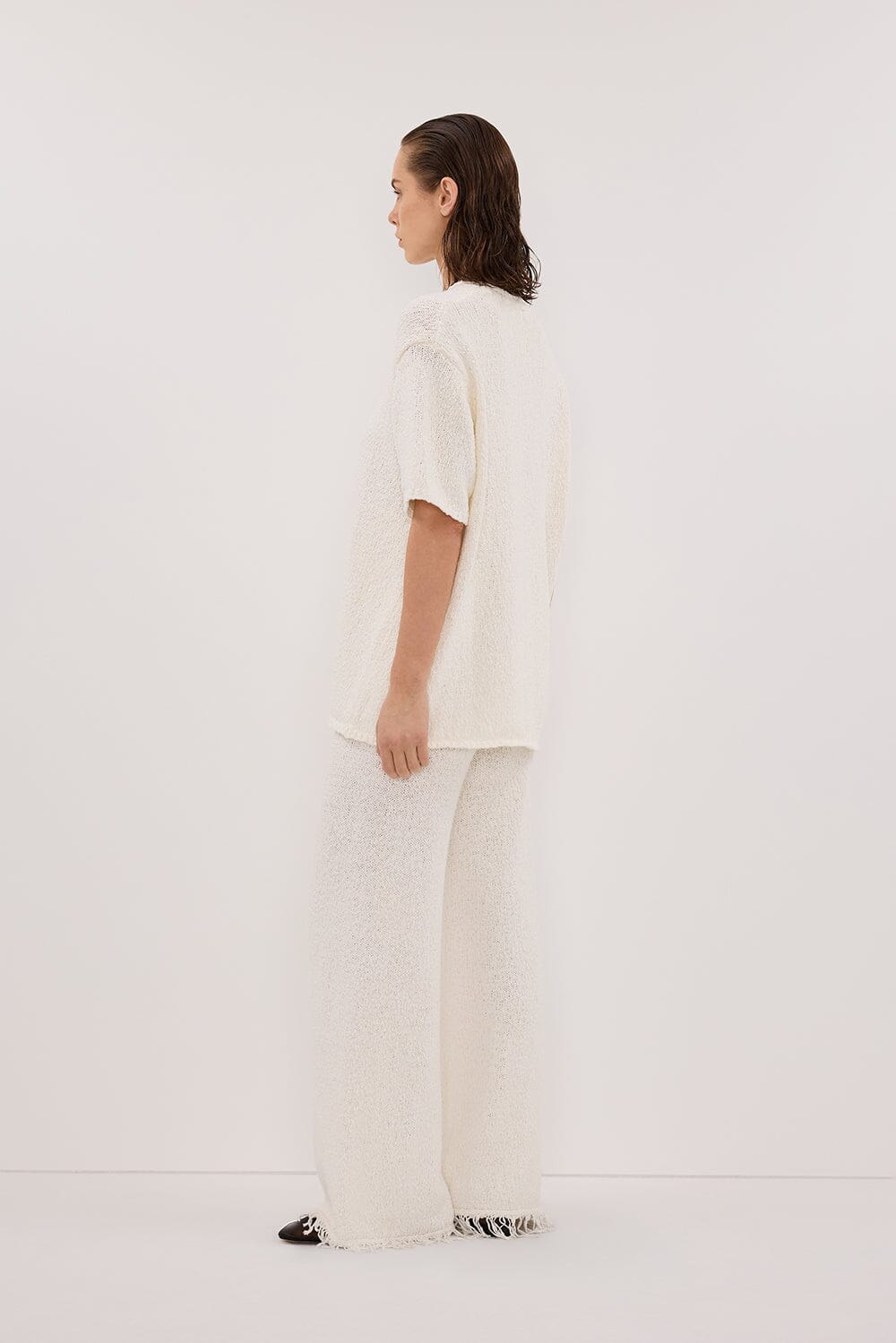 SUE OFF WHITE OVERSIZED KNIT TEE - Image 4