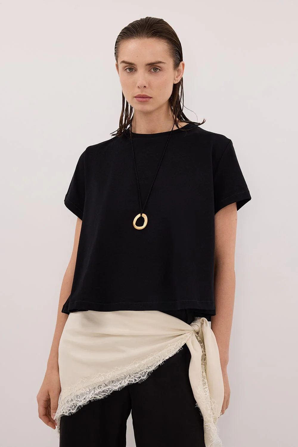 TATUM BLACK SHORT SLEEVE COTTON TEE - Image 2