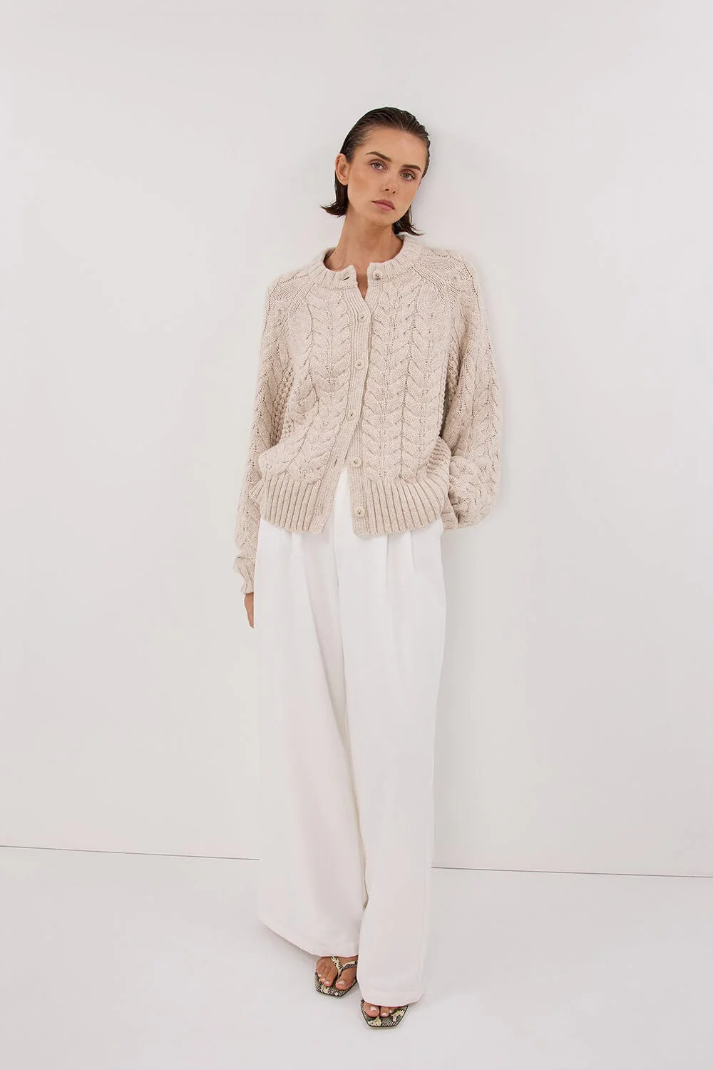 TOM CHALK CABLE KNIT CARDIGAN - Image 6