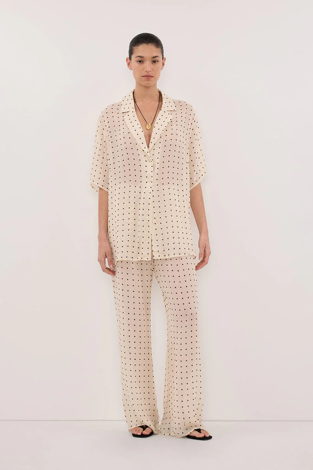VANESSA SANDSTONE OVERSIZED SHORT SLEEVE RESORT SHIRT - Image 2