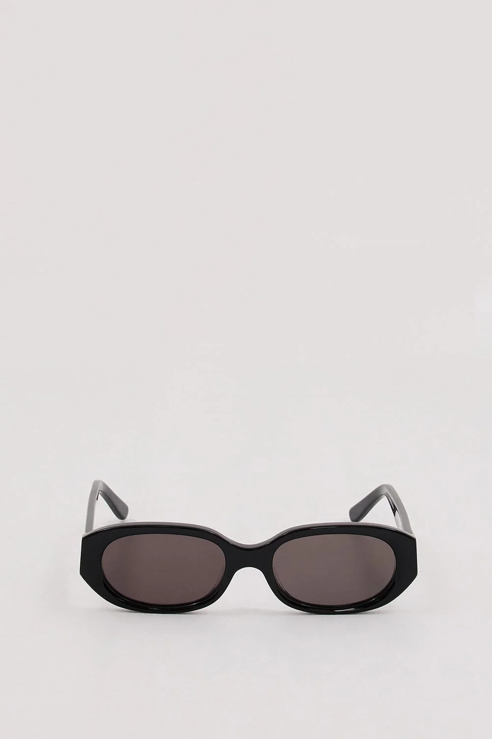 VELVET CANYON BLACK MANNEQUIN SUNGLASSES