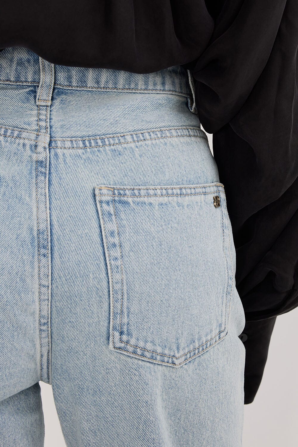 WESTIN LIGHT RINSE TALL STRAIGHT JEAN - Image 5