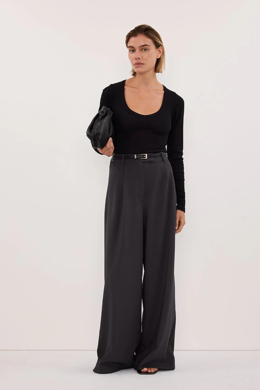 YASMIN BLACK LONG SLEEVE KNIT TOP - Image 6