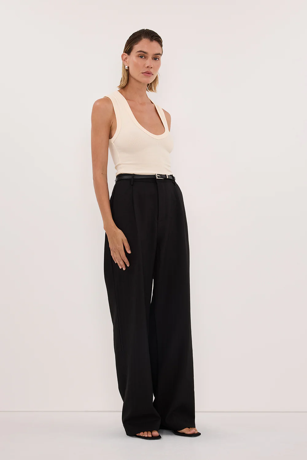 YASMIN SANDSTONE SLEEVELESS KNIT TANK - Image 3